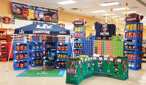 A big game display at the Cannon Air Force Base, New Mexico, Commissary Thumbnail