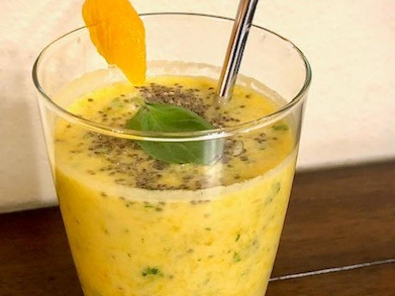 Mandarin Orange and Basil Smoothie Thumbnail