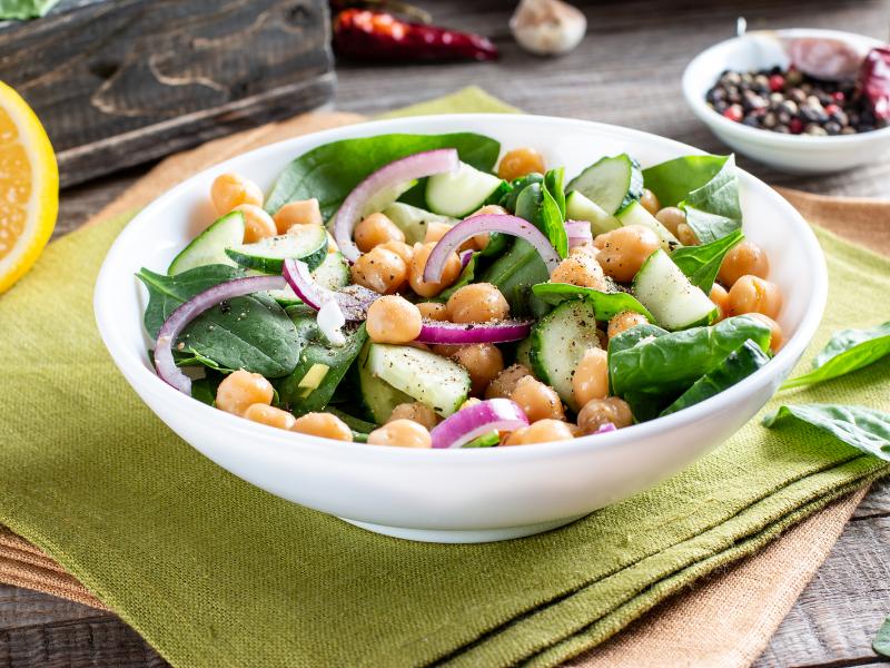Mediterranean Chickpea Salad Thumbnail